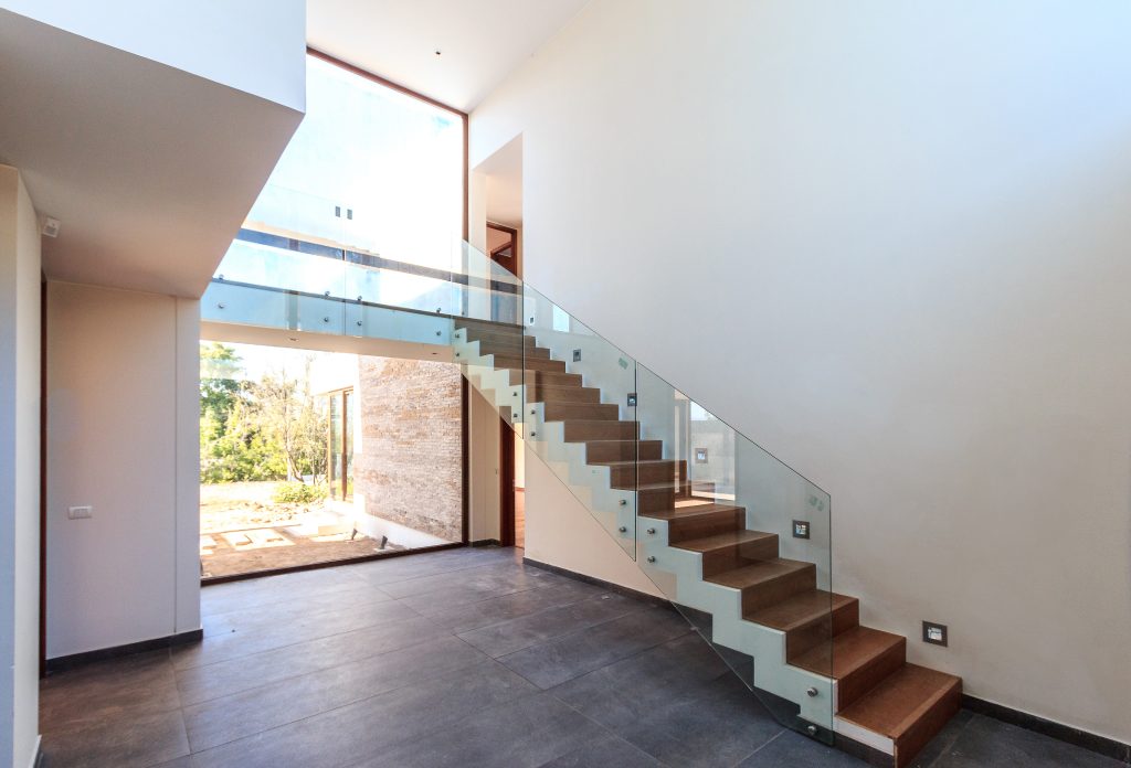 Top 7 Designs For Stainless Steel Glass Handrails